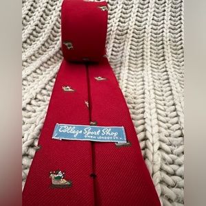 College Sport Shop New London Tie